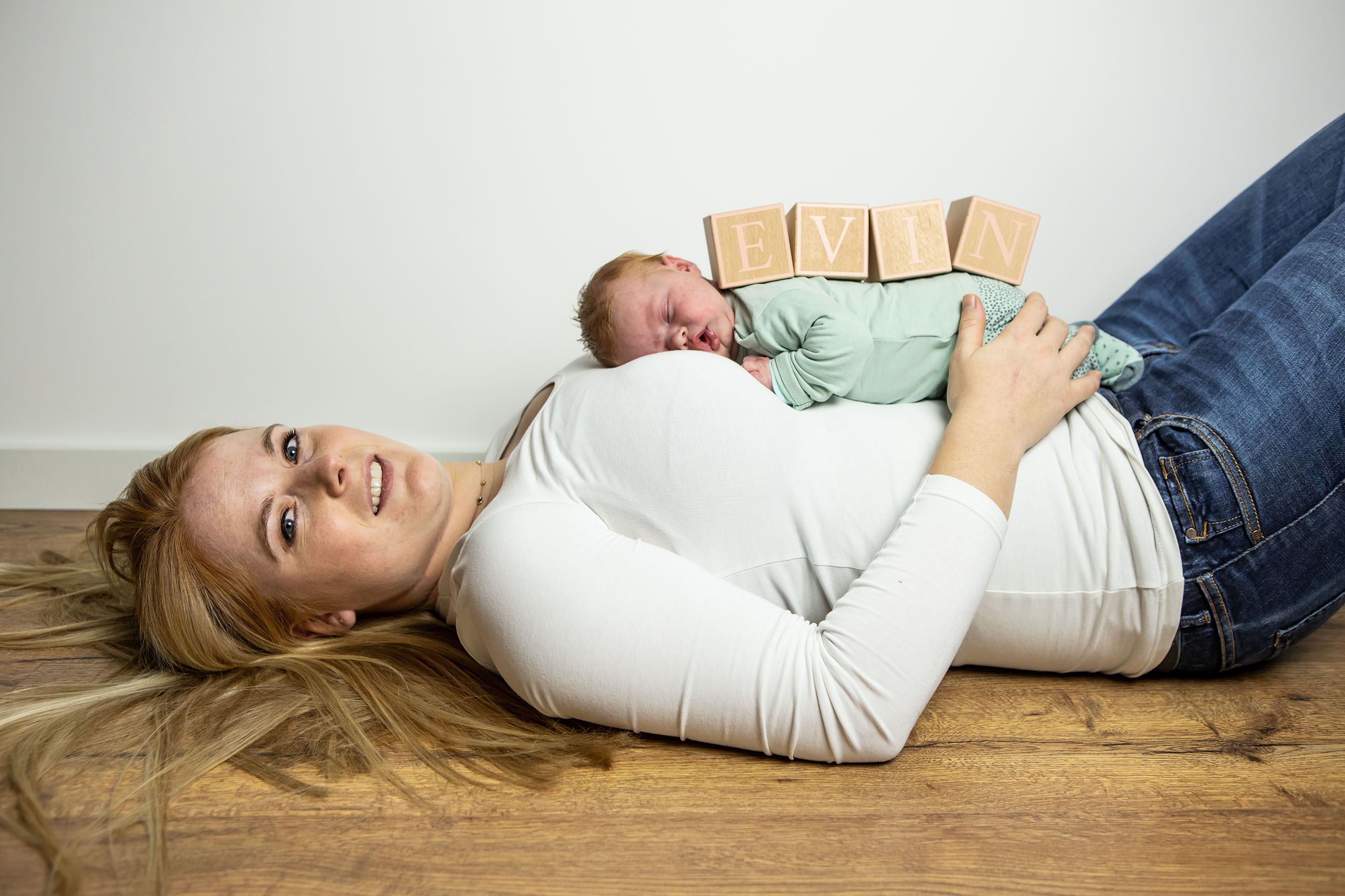 Newbornreportage Babyfotografie Portretfotografie Lifestylefotografie Fotograaf Lelystad Flevoland Patricia Pietersen Photography (13)